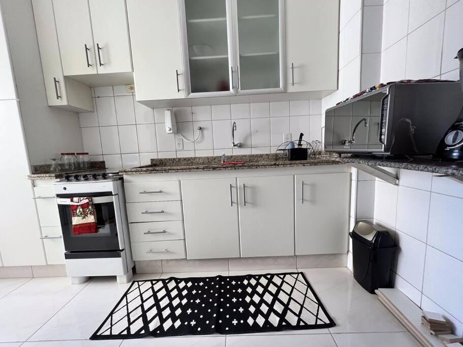 Excelente 3Q Lll Setor Bueno Lll Apartment Goiania Luaran gambar