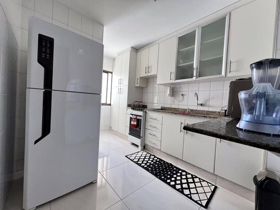 Excelente 3Q Lll Setor Bueno Lll Apartment Goiania Luaran gambar